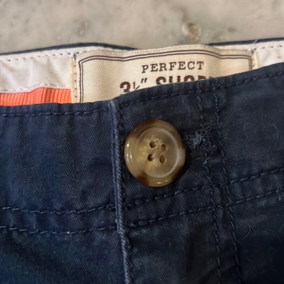 Perfect 3 1/2 Shorts - Picture 5 of 5